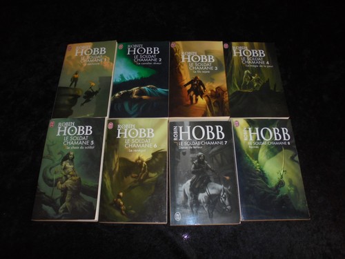 Robin hobb cycle le - robin,