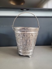 Seau de hammam ancien en