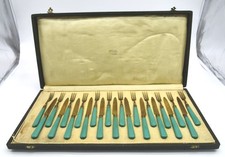 Ancien service à gâteaux 12