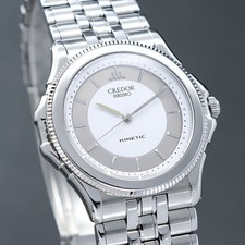 [Presque comme neuve] Montre