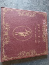 Jethro Tull Living In The Past