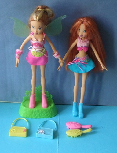 Lot deux poupées winx - poupées,