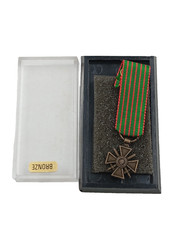 1.4C/07/25 (REF25877) medal in REDUCTION croix de guerre FRENCH MEDAL