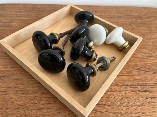 Lot poignees porcelaine noir - lot,