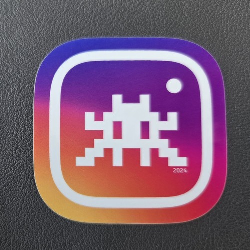 Invader instabook - -,