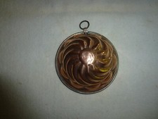 ANCIEN MOULE A GATEAU EN CUIVRE ETAME