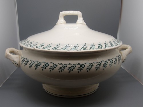 Soupiere faience terre de - faience,