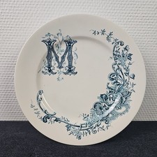 Assiette Élevée Monogramme M De Longwy Terre De Fer 1891