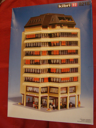 Kibri maquette tour - kibri, ho