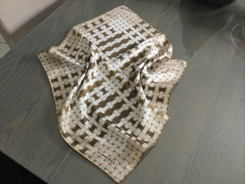 Carré foulard burberry 100 - foulard, 100%