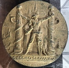 1939 Czechoslovakia Freedom Medal New York World's Fair Gilt Copper Medal