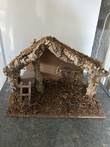 Ancienne crèche - ancienne,
