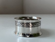 Rond de serviette métal