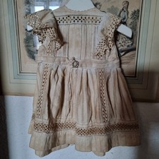 Ancienne robe de poupée JUMEAU ou autre ancienne poupée ,etat grenier