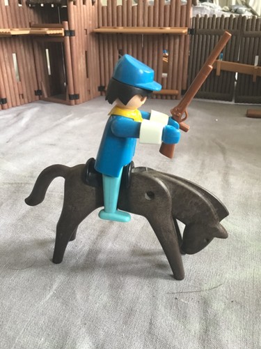Playmobil cavalier nordiste