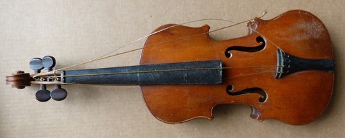 Violon pochette miniature