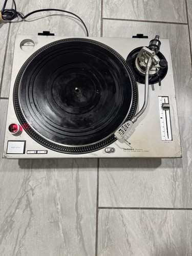 Technics 1200mk2 quartz - technics,