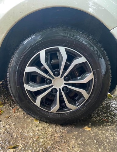 Pneus saisons hankook - 4,