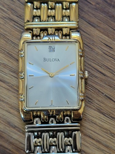 Bulova 97f17 quartz - quartz, montre