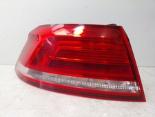 Feu arrière/arrière sur carrosserie côté gauche VOLKSWAGEN PASSAT RHD 2017...