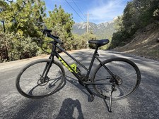 Trek FX 2 Disc Hybrid Commuter