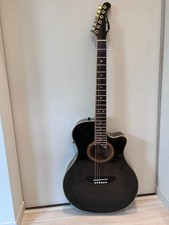 Guitare électrique acoustique
