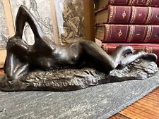 Bronze erotic woman lying down 19th Eme sculpture