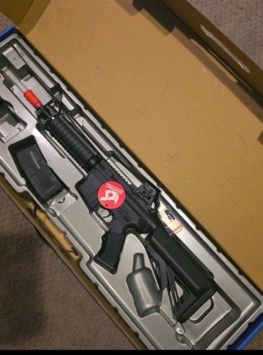 Colt aeg electric - m4, r.i.s.