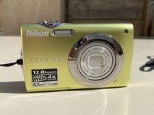 ---NIKON COOLPIX S3000 12.0 MP