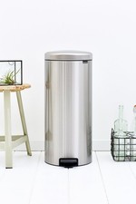 Brabantia Poubelle a pedale