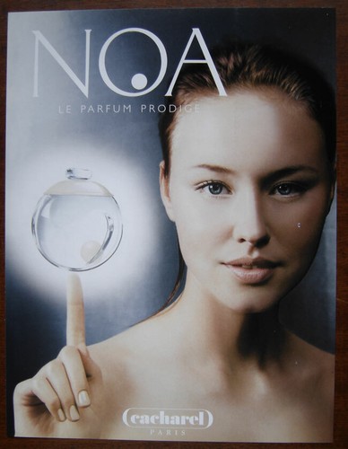 Publicité papier parfum noa - -,