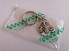 Porte Clef  CASE  (publicitaire agricole IH tracteur mc cormick massey keychain)