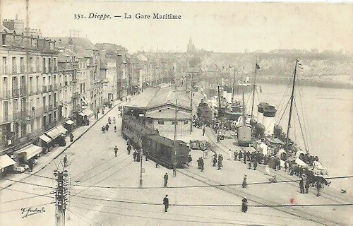 Cpa dieppe la gare - , 76