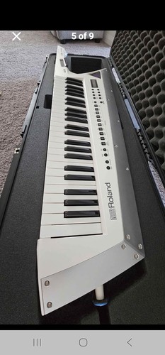 Roland edge keytar - ax-edge,