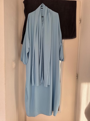 Abaya avec voile - ,