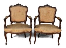 Fauteuils de style Louis XV en
