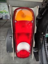 Feu arriere principal gauche