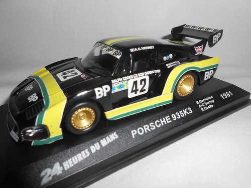 Porsche 935k3 des 24 - n°42,