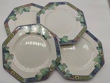 Lot de 4 Assiettes Porcelaine