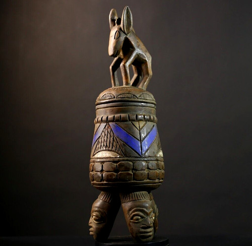 Sculpture figurine ancienne
