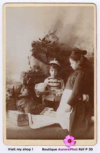 Enfants costumés - enfants, en
