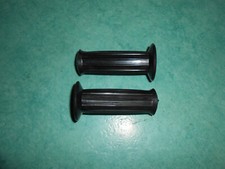 Paire de poignées noires pour