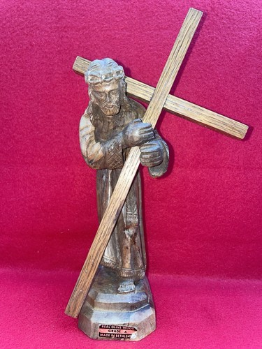 Jésus portant croix - portant,