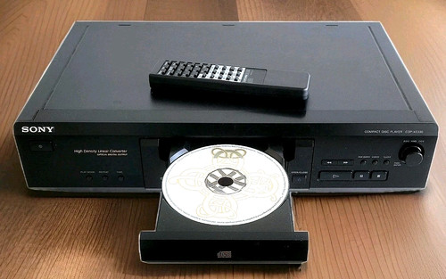 Old school sony cdp - old,