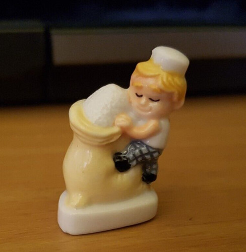 Fève petit mitron - -,