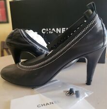 Authentic Chanel Leather Escarpin  Pumps CC Logo – Black/White Size 38.5