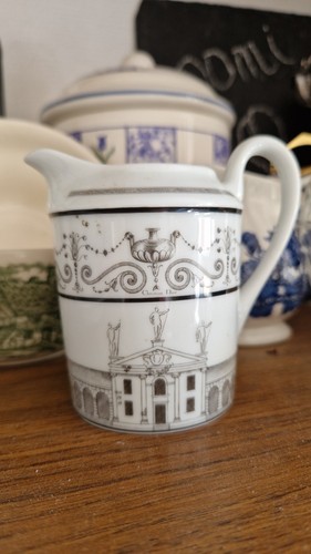 Magnifique pot lait - a, rare