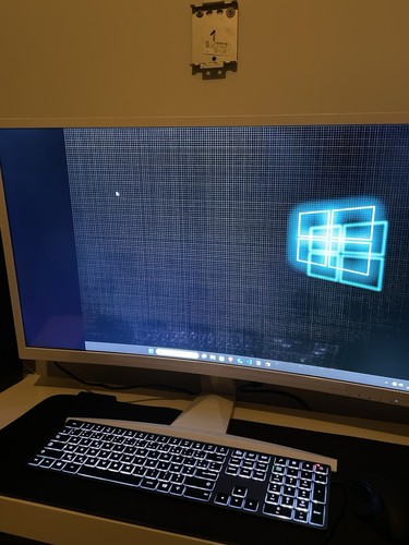 écran moniteur incurvé - /,