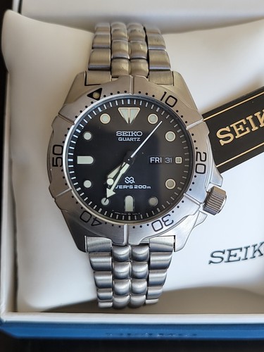 New vintage seiko watch - seiko,