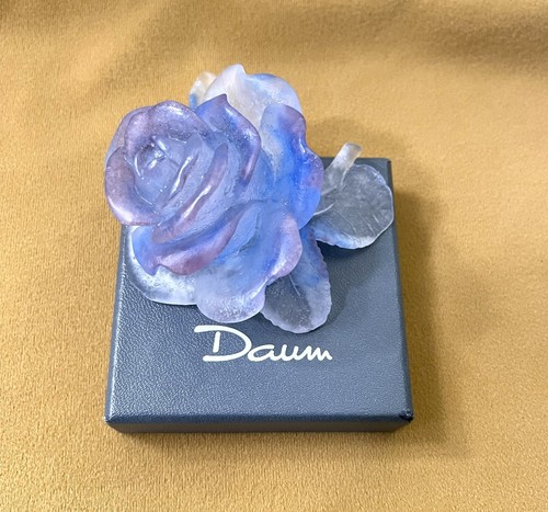 Sculpture rose fleurs signé - rose, /